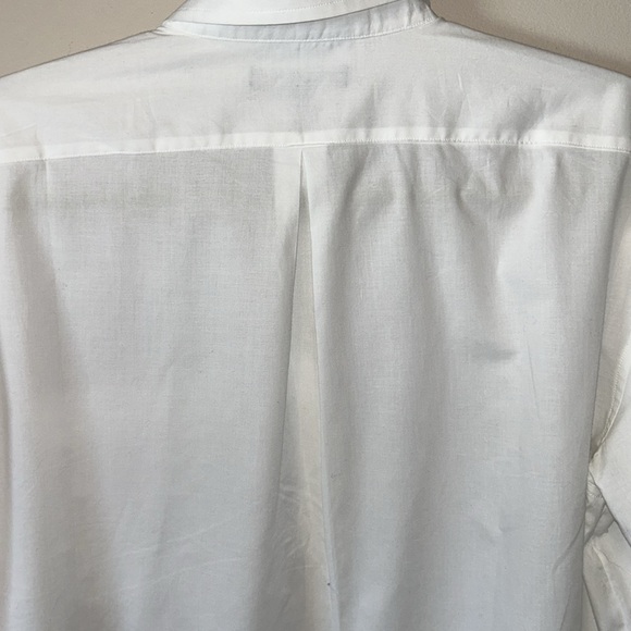 Banana Republic Womans white oversized button down shirt. - Picture 4 of 5